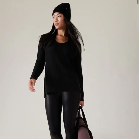 Athleta- Women’s Black Hanover Refined V-Neck Wool Blend Sweater, Size XL - Picture 1 of 16